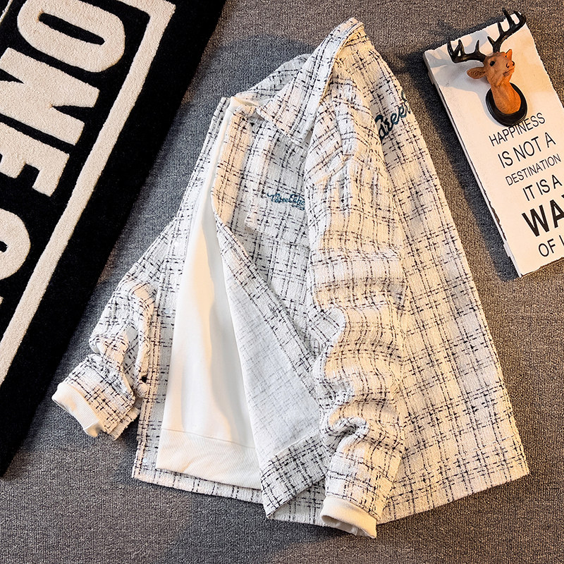 格子针织小香风：男士春季秋季的百搭潮流新宠