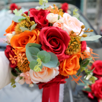 Bride hand bouquet Flannel red rose hand bouquet Simulation hand bouquet Bridesmaid bouquet Wedding hand bouquet