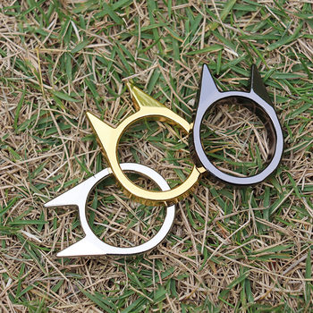 Self-defense cat ear single finger buckle body-defense ring finger finger tiger broken window device for women's wolf protection men's outdoor products Self-defense cat ear single finger buckle body-defense ring finger finger tiger broken window device for women's wolf protection men's outdoor products