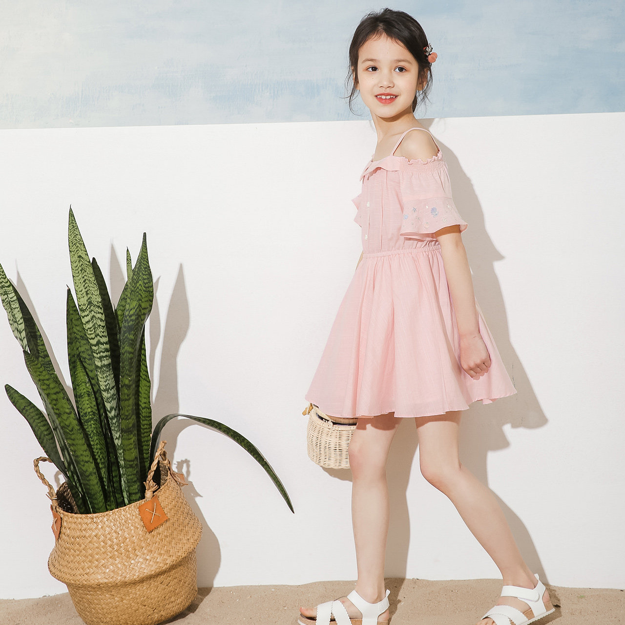 拉夏贝尔旗下童装 8EM 19新款 纯棉 女童吊带连衣裙 天猫优惠券折后￥129包邮（￥149）3色可选
