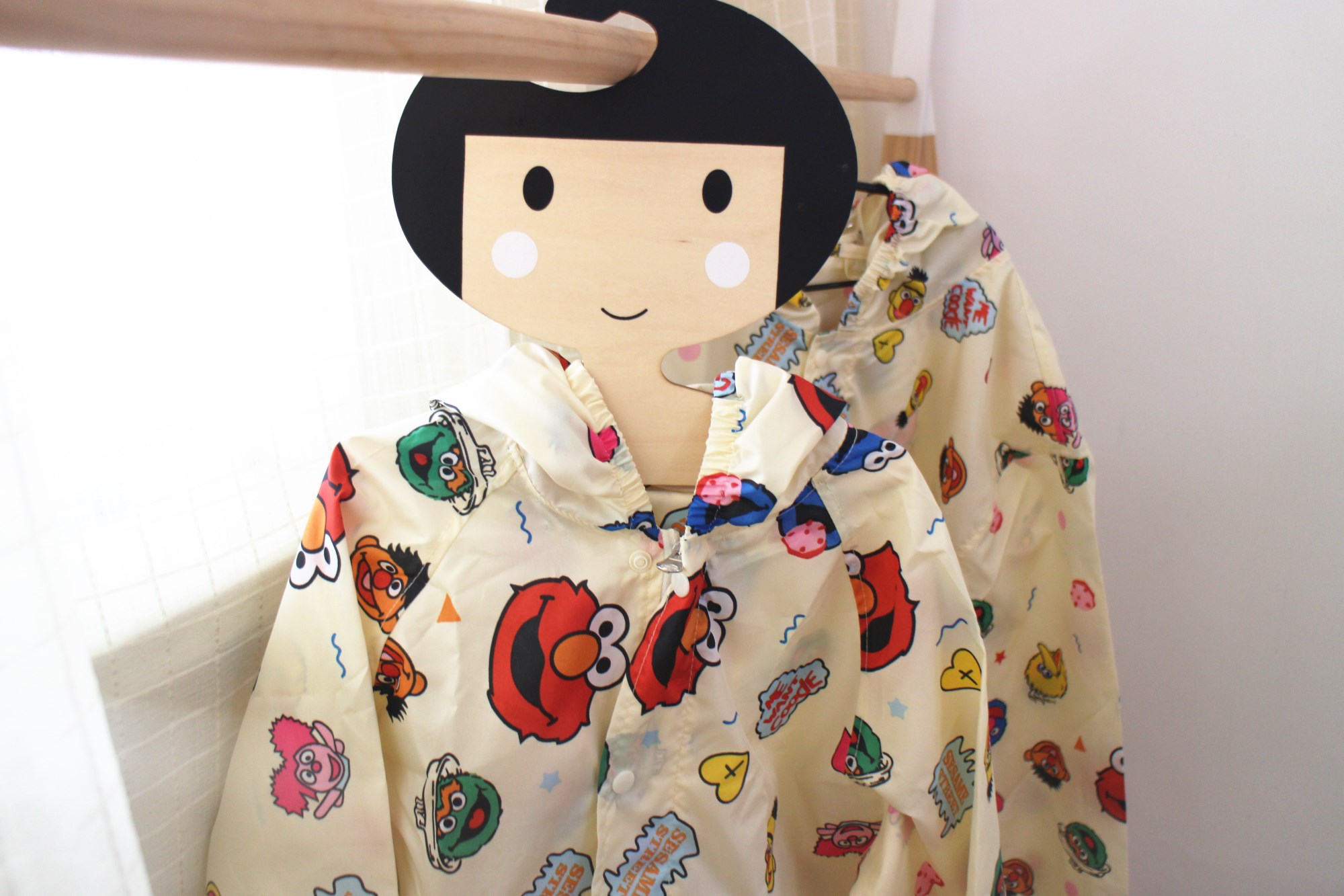 Cartoon parent-child raincoat light and quick-drying children's raincoat with hand bag Wuhan come on