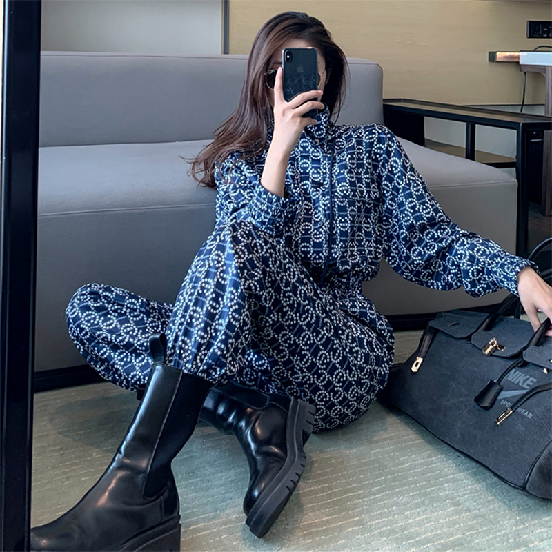 Port Wind Tooling Tandem Suit Woman Spring Autumn Fashion Retro Chic Pair Body Pants High Waist Display Slim Casual Sports Craze