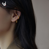 European and American golden temperament ear clip without earthen ear hanging ear bone clip retro minimalist lukewarm wind ear decorated earrings