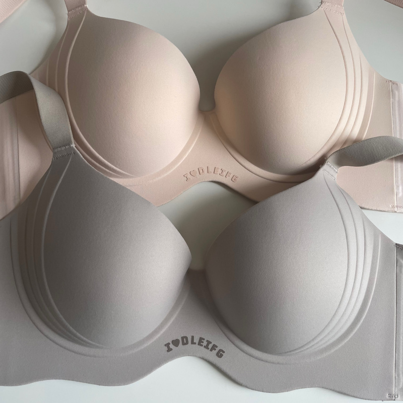 Underwear for Female College Students, Underwear That Makes Large Breasts Appear Smaller, Girls' Underwear, Shaping Underwear, Women's Underwear That Gathers Side Breasts and Prevents Sagging