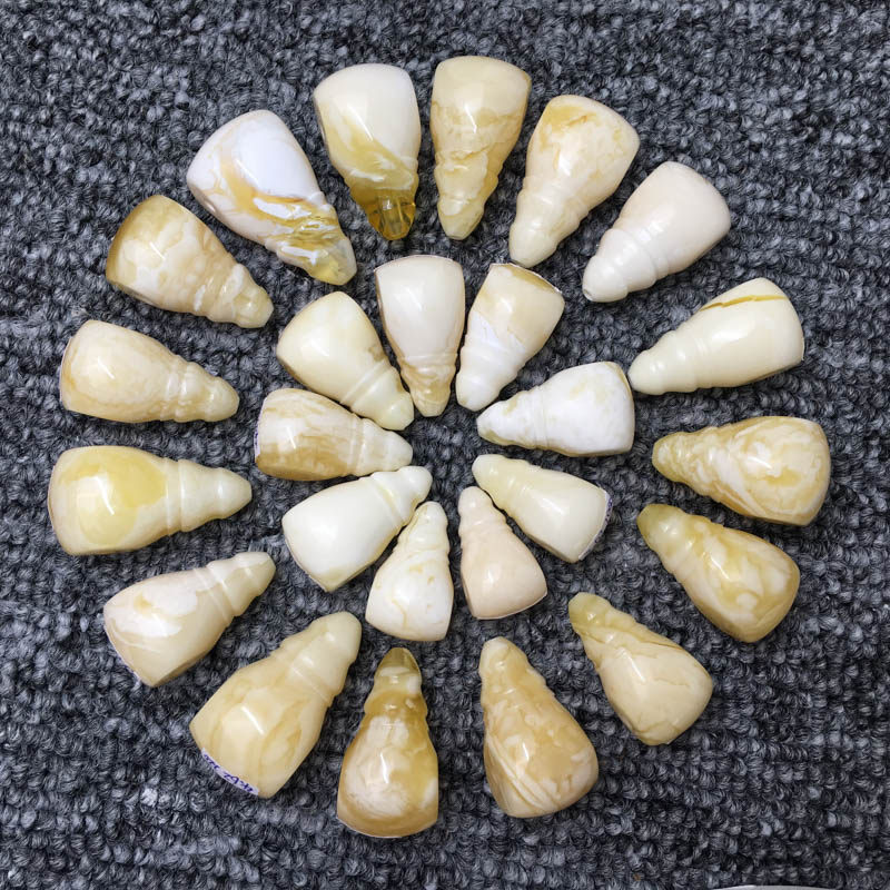 Xiaogui Honey Wax White Wax White Flower Chicken Oil Yellow Beeswax Top Bead Waist Bead Buddha Head Set One Beeswax Buddha Head Pendant