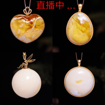 Xiaogui beeswax raw ore white wax gold white brand safety buckle Guanyin Maitreya Buddha men and women pendant 18 gold inlaid