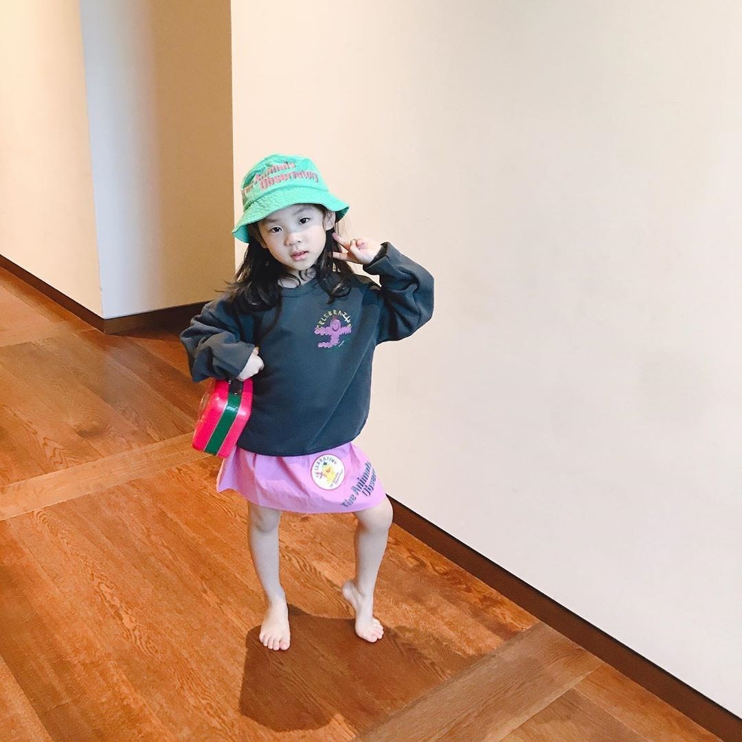 74375985_182535406210957_88366