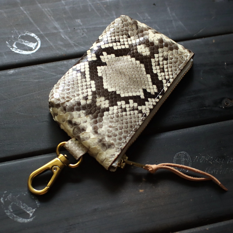 Itohouse Handmade Black and White Python Skin Classic Card Holder Key Case Motorcycle Style Walnut Bag