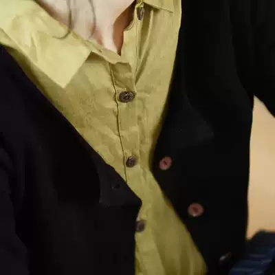 Two people produced-the first story) Su Jishi) Classic wild black needle chisel shirt Special