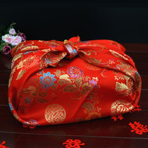 The brides wedding supplies the wedding supplies the wedding supplies the red cloth the wedding supplies the red wrap.