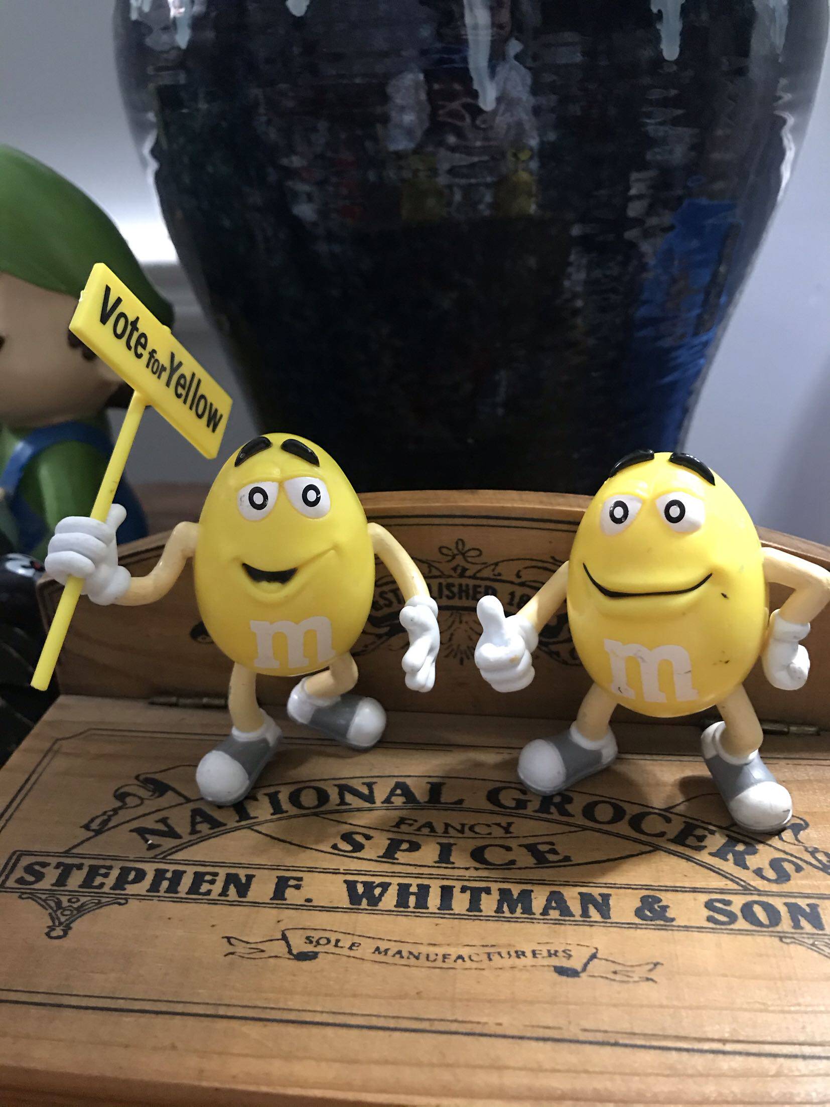 Outlet MsM Bean Soybean Model Pendulum Doll