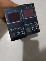 German Weishaupt temperature controller KS40-108-9090M-D35 thermostat original disassembled second-hand