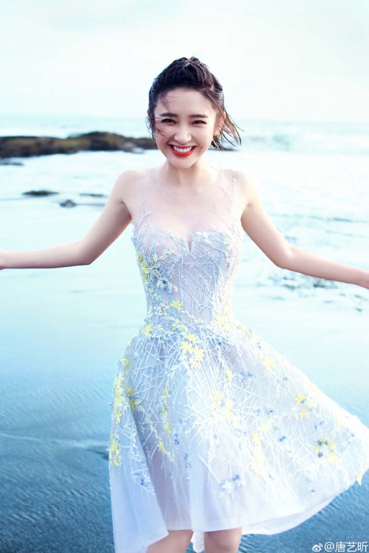 2846 # nặng làm việc thêu bãi biển bên bờ biển sợi rỗng A-line dress bridesmaid dress thời trang nữ