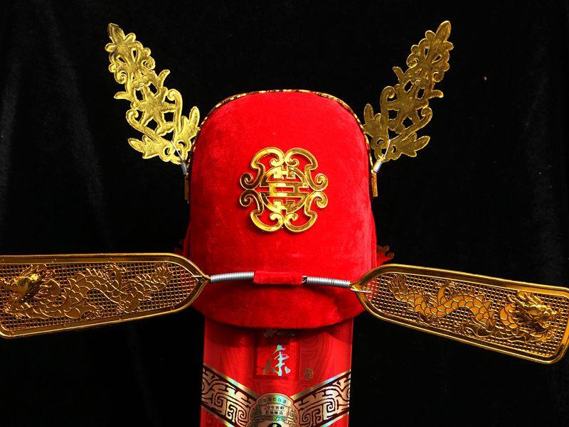 状元帽的寓意是什么,孩子戴状元帽的寓意,头戴状元帽的寓意_大山谷图库