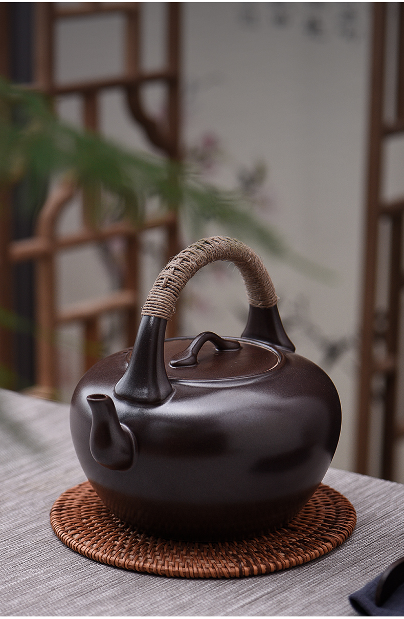 The Story of pottery and porcelain clay POTS large capacity kettle boil tea ware burn boil the kettle boiled tea household girder kung fu tea set