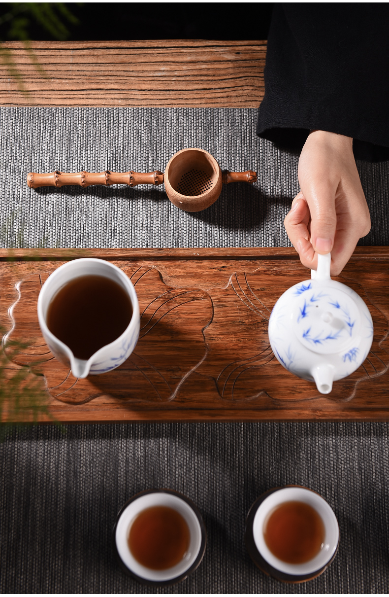 Ceramic stories) creative superfine tea filter an artifact integrated manual tea strainer Japanese bamboo tea net