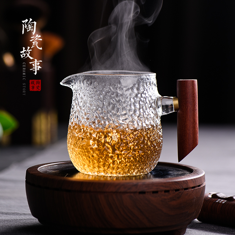 Ceramic fair story cup side the hammer glass thickening male cup points tea, kungfu tea tea sea accessories)