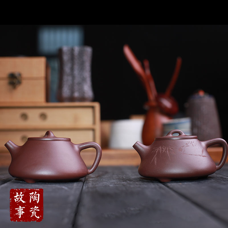 Yixing ceramic story it xi shi pot stone hand by hand for ladle pot pot teapot kung fu tea set