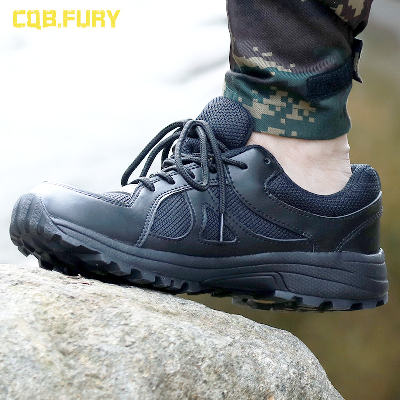 Summer Low Help Mesh Surface Tactical Shoes Men Light Combat Training Shoes Climbing Shoes Outdoor Hiking Shoes Cross-country Casual Sneakers