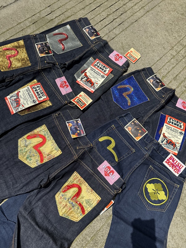 Mobius Year One Foreign Trade Vintage Hui Bishou Lady Millennium Sequin Low-Waist Straight-Leg Jeans Mobius Year One Foreign Trade Vintage Hui Bishou Lady Millennium Sequin Low-Waist Straight-Leg Jeans