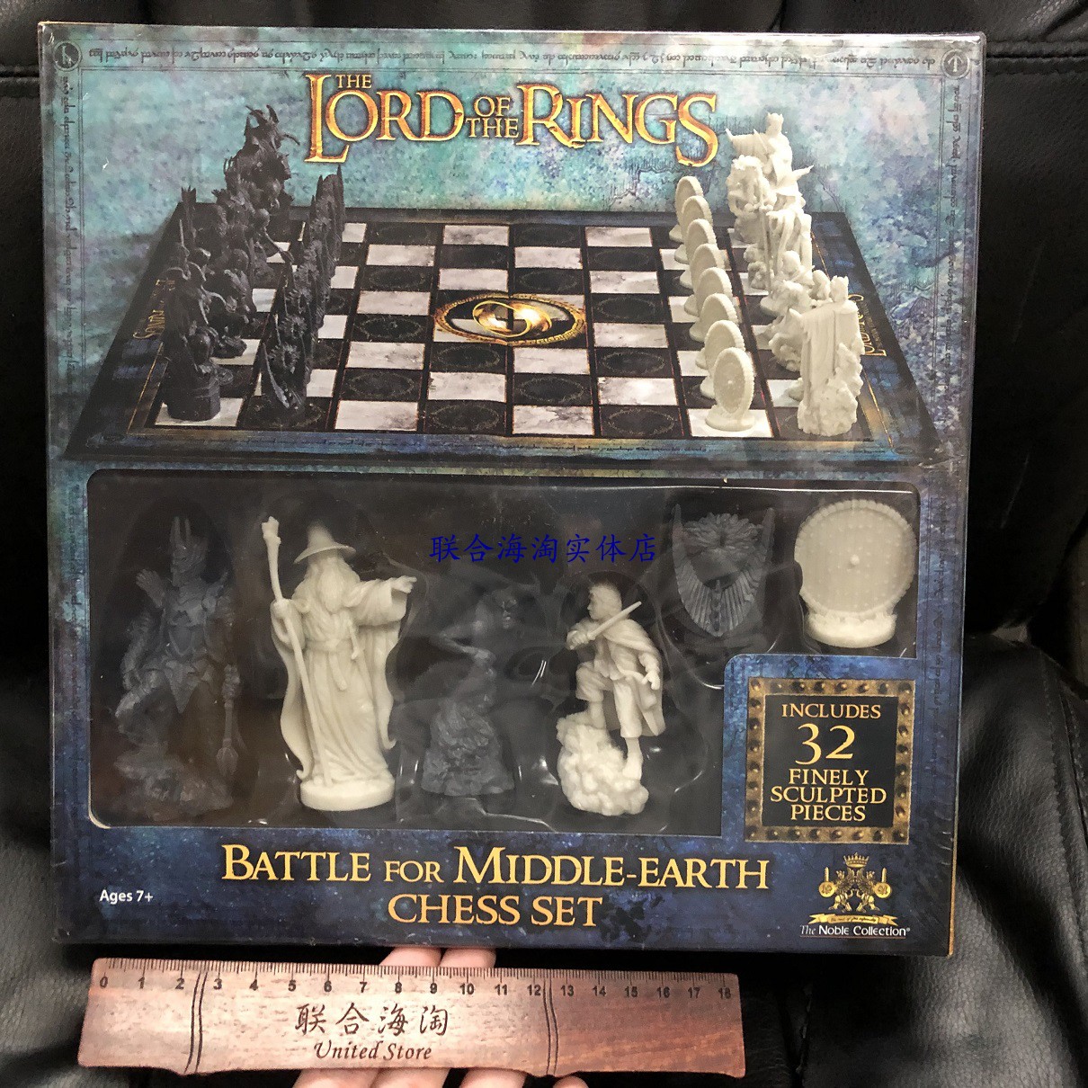 Original genuine Lord of the Rings Chess Chess Collector's Edition Gift box set Table game toys