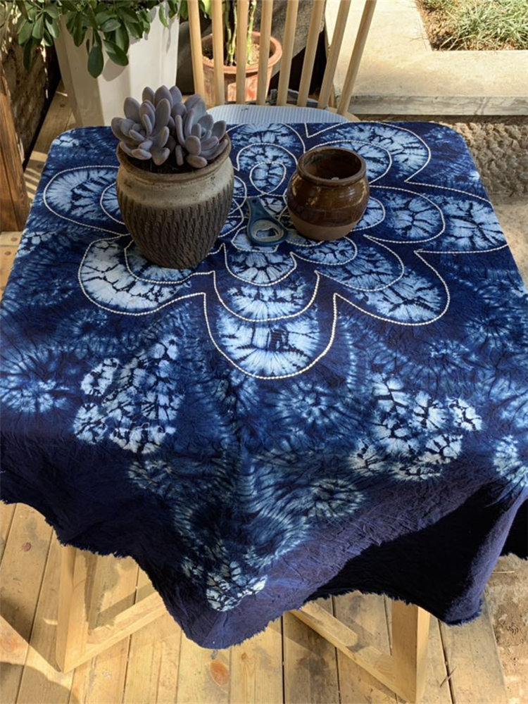 Handmade tie-dyed tablecloth Wall hanging home decoration Dining room decoration cover ethnic pastoral style Dali blue dye gift