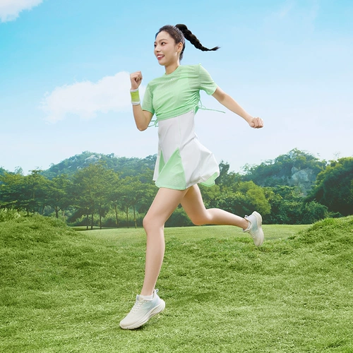 Летняя дышащая спортивная обувь