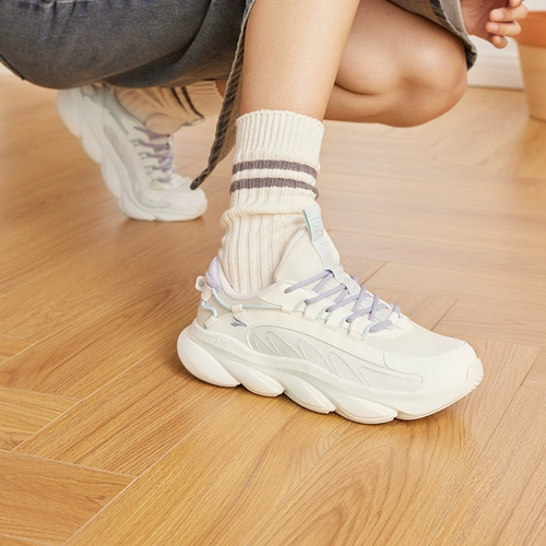 Летняя сетчатая дышащая амортизирующая спортивная обувь для отдыха, мягкая подошва