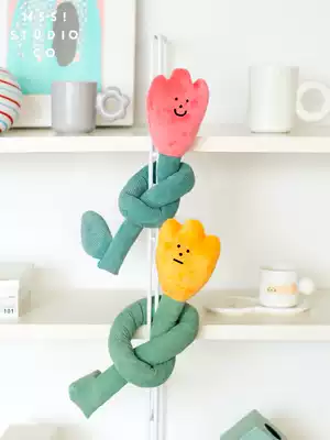 MSS Meow Warlock graduation season photo gift Cute tulip creative door stopper Curtain hook Bib proposal bouquet