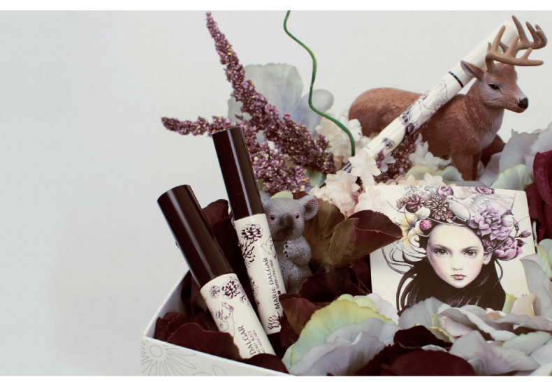 Mary 黛 佳 Bộ trang điểm Bút kẻ mắt + Mascara + Phấn mắt + Hộp phấn mắt Bộ hộp quà tặng Phiên bản giới hạn - Bộ trang điểm son lipice