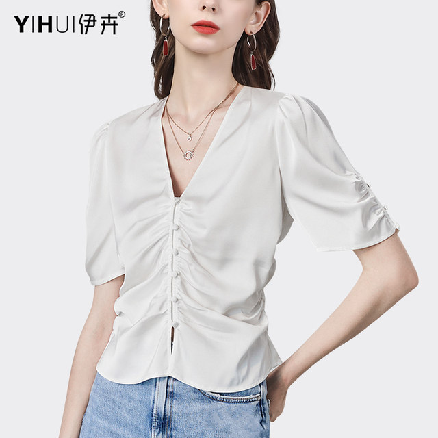 Design sense v-neck slim satin shirt summer short-sleeved fashion top new chiffon shirt chic small shirt European goods