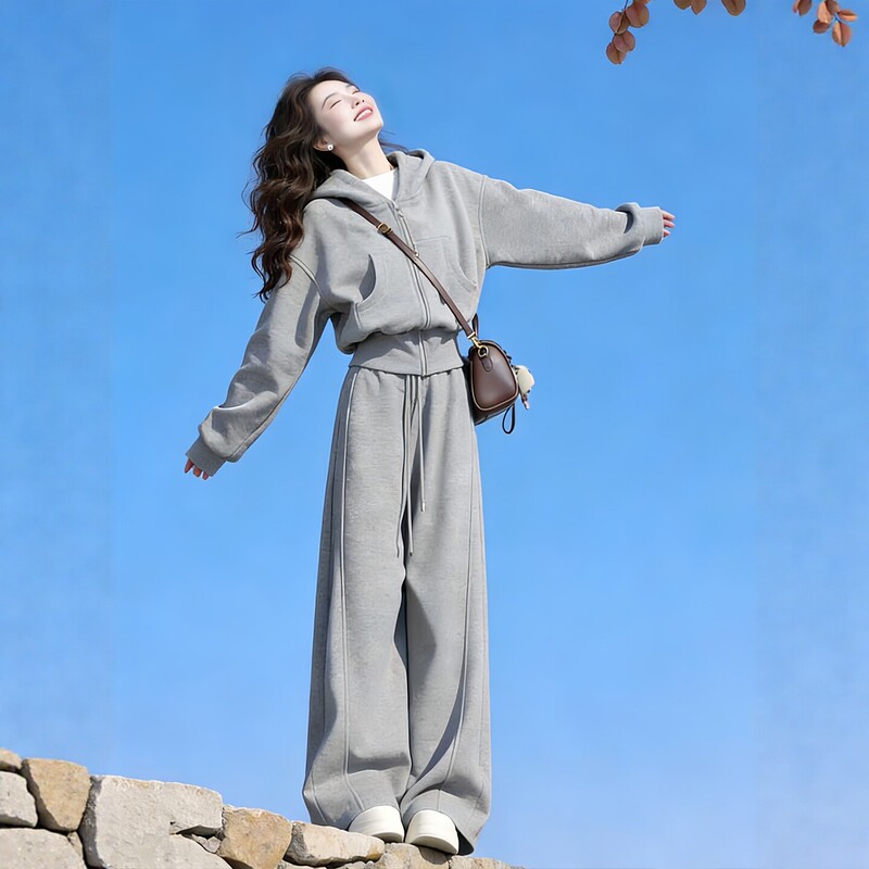 Sportswear Suit for Women, Spring and Autumn, Student Style, Korean Version, Loose, Slimming, Fashionable Sweatshirt, Wide-Leg Pants, Casual Two-Piece Set for Running