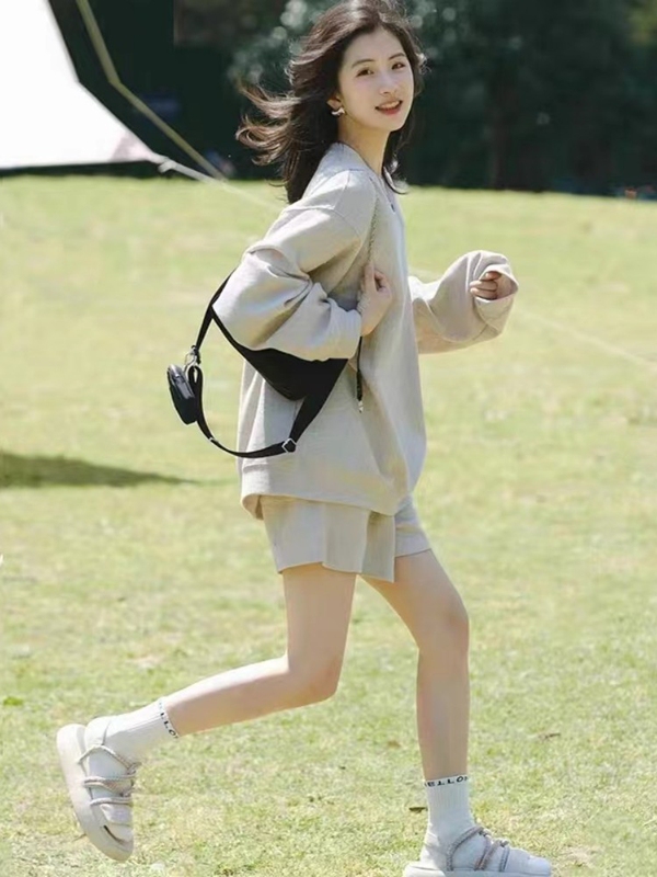 Salt-Style Hong Kong Style Sportswear Suit for Women, Summer Student Loose and Fashionable Waffle Long-Sleeved Shorts Casual Two-Piece Set