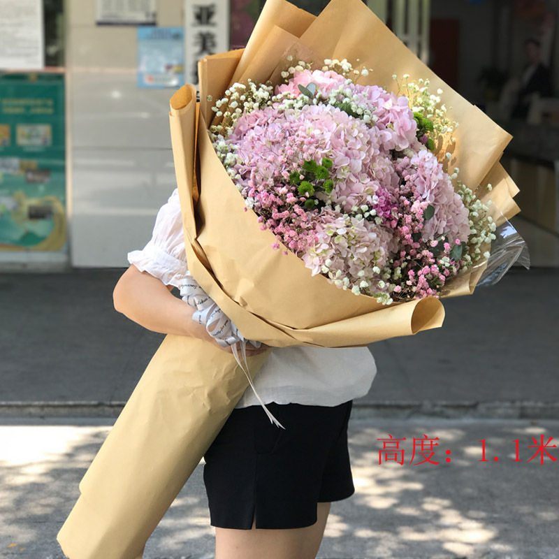 Large Beam Bouquet Bear Hug Hug Bouquet Blue Rose Lily Embroidered Ball Flower Xiamen Qingdao Dalian Changsha flowers Tongcheng Express