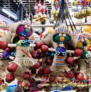 Yunnan-colgante pequeño fuwa de estilo étnico, joyería retro, villano que se traga la boca, artesanía, muñeca decorativa