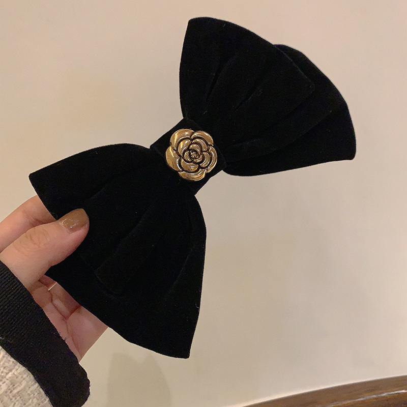 images 3:Rich family of thousands of gold Black velvet Rose Flyterfly Cut with Retro French Top Clamp Small Fragrance High-Level Futures