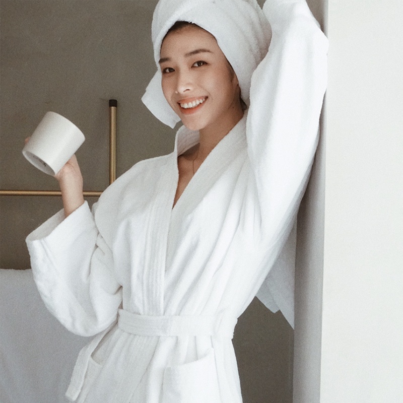 Hotel-Specific Pure Cotton Bathrobe for Women, Adults, and Children, Thickened Bathrobe, Swimming Absorbent Robe, White Winter Men's Full-Length Style Hotel-Specific Pure Cotton Bathrobe for Women, Adults, and Children, Thickened Bathrobe, Swimming Absorbent Robe, White Winter Men's Full-Length Style