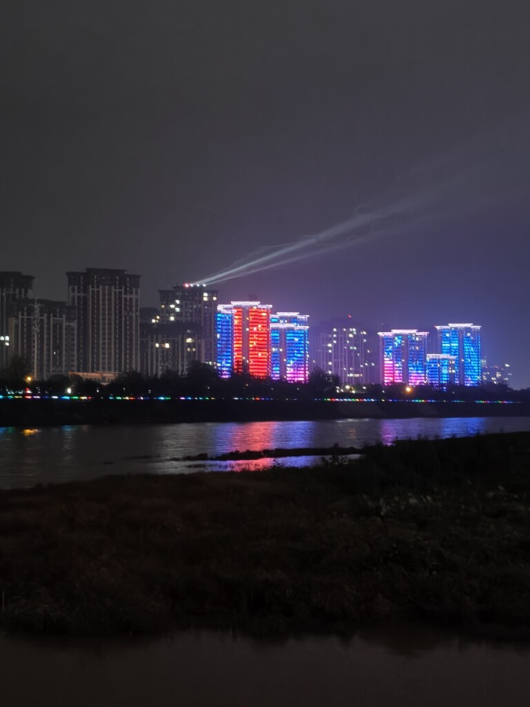 中国正品商城的LOGO
