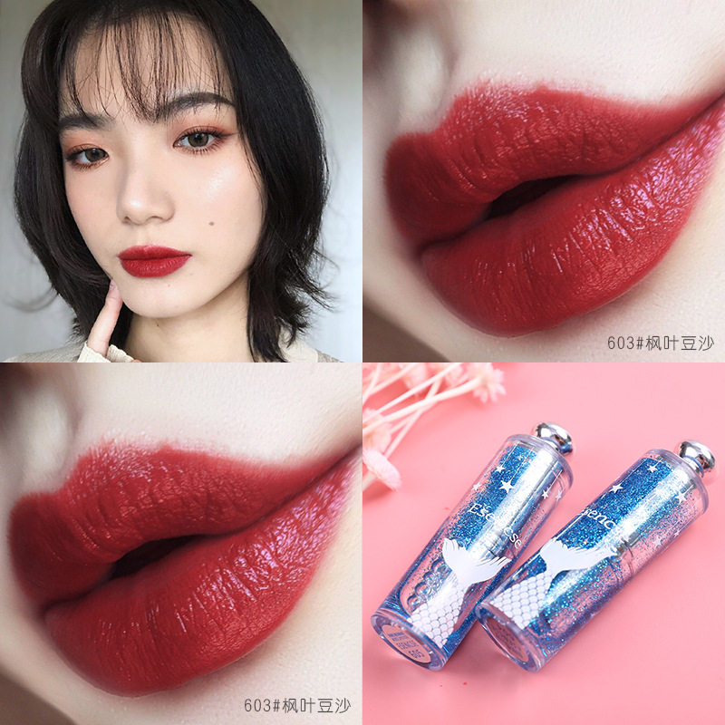 Love Shensher net red Tongan with high face value lipstick with red little chilli cow blood color bean salad with red lipstick girl heart