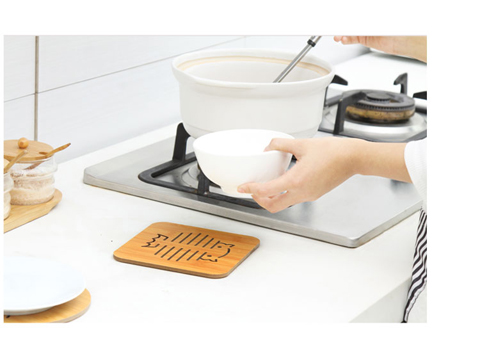 Bảng mat cách nhiệt pad chống nóng nồi pad phim hoạt hình tre gỗ sáng tạo bộ đồ ăn pad chịu nhiệt hộ gia đình mat tre - Đồ ăn tối đĩa sứ trắng