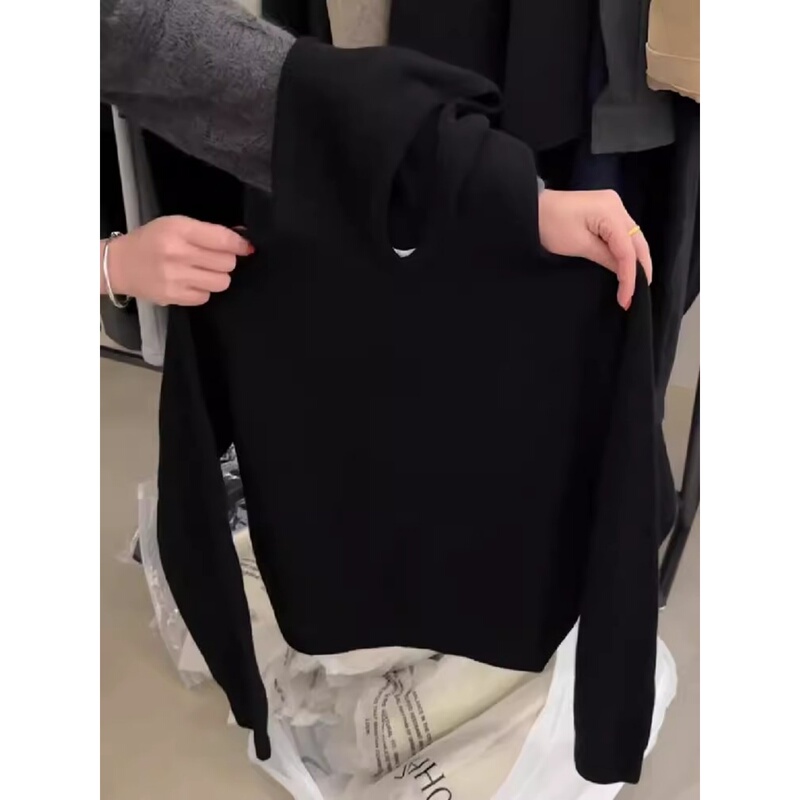 European Style High-End Black Hooded Knitted Pullover Sweater for Women, Autumn and Winter, Petite, Lazy Style, Short Top European Style High-End Black Hooded Knitted Pullover Sweater for Women, Autumn and Winter, Petite, Lazy Style, Short Top