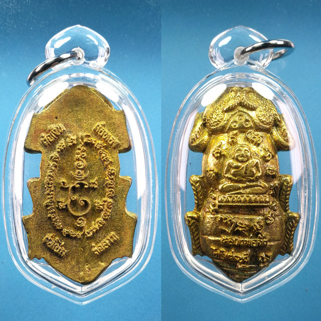 Thai Buddha brand genuine Dragon pozhe Maitreya Buddha sitting trick horse bee brass texture waterproof shell Thailand delivery