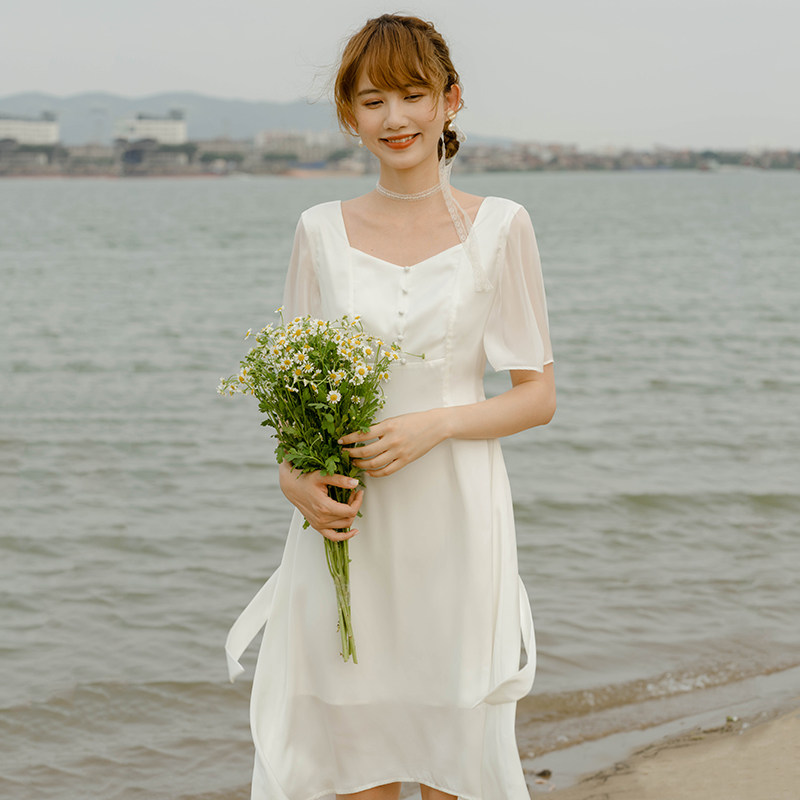 22 summer new French style retro sweet and gentle superfairy irregular conspicuose satin first love foreign dress light wedding dress