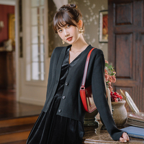 22 new Early Spring Black Harbor Wind 100 hitch Lazy Wind Casual Sweater Retro Cardiovert Coat Knit Outwear Blouse