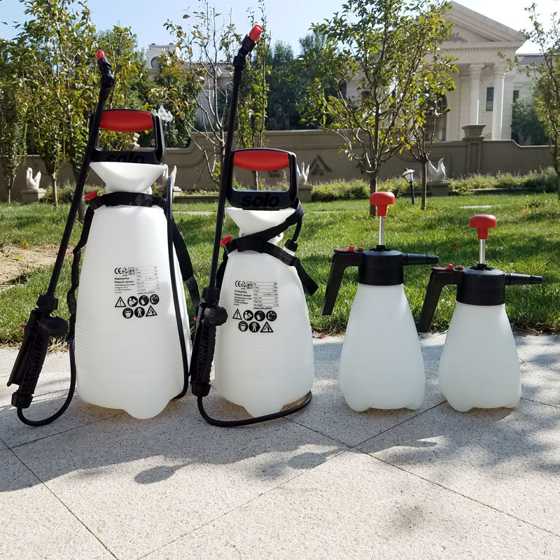 German imported solo brand watering can spray machine shoulder back air pressure spraying kettle spray disinfection watering sprayer