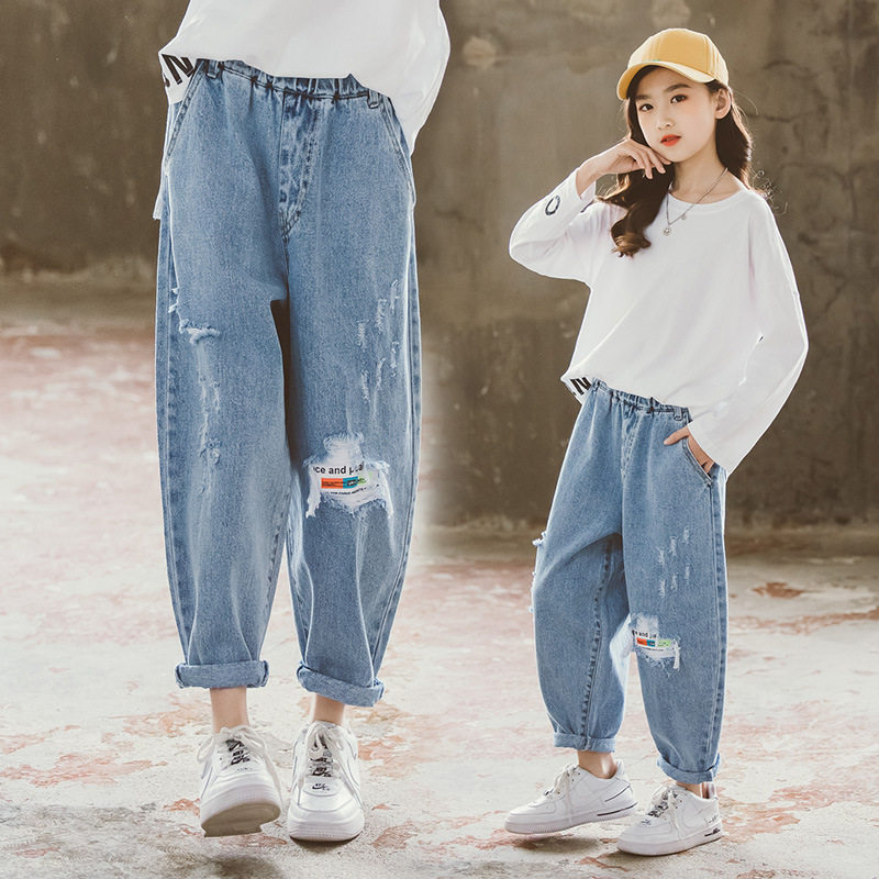 Girls pants spring and autumn thin summer dress big girls dress hole jeans loose children summer casual daddy pants