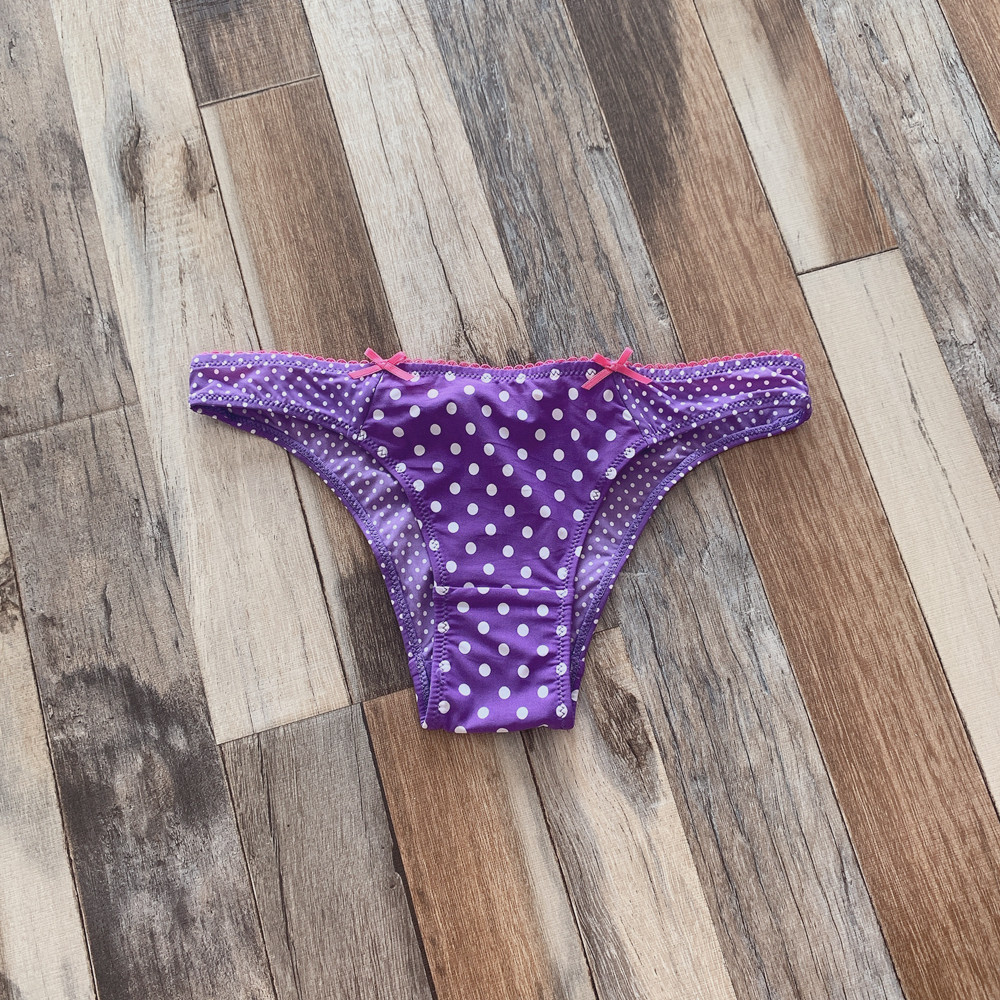 E39 original playful polka dot panties non-refundable