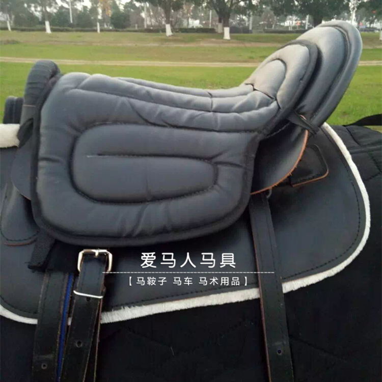 Equestrian saddle seat cushion Thick sponge anti-friction saddle pad Shockproof saddle pad harness accessories Love horse man harness