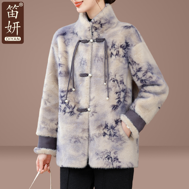 新しい中国風の母秋と冬ミンクベルベットコート 2024 新しい中年および高齢者の冬服国民スタイルの毛皮のワンピースコート女性のための