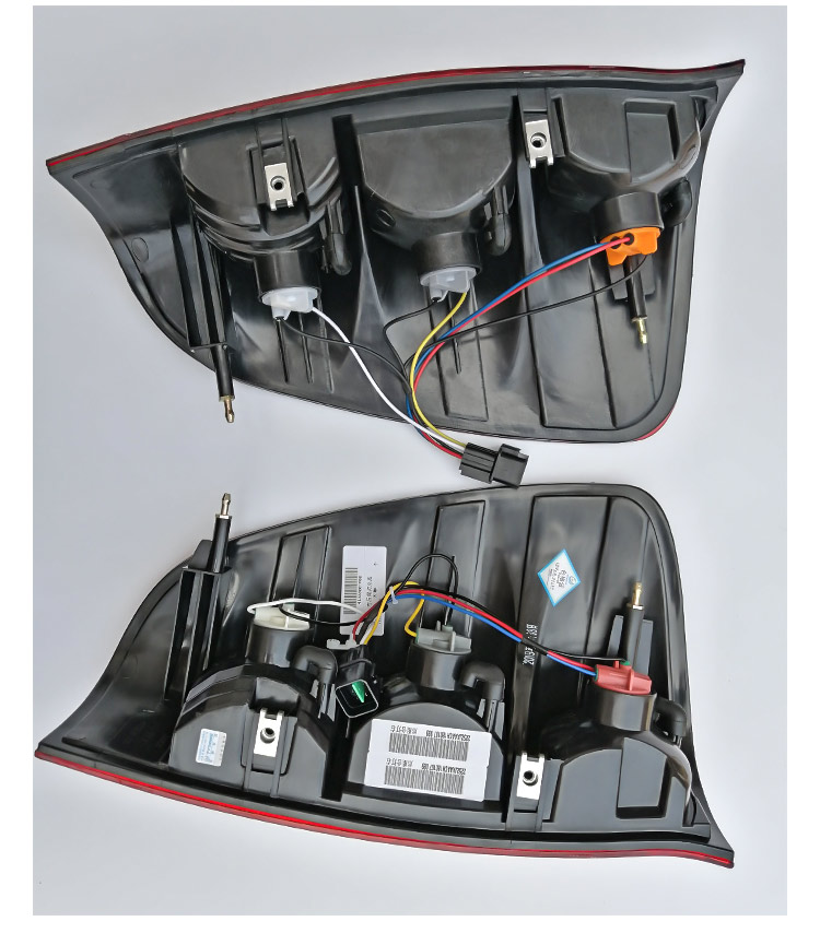 Wingle 5 Rear Tail Light Assembly Great Wall Wingle Pickup Truck Brake and Reverse Light 4133300-P00 4133400-P00